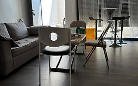 Grand studio confortable et spacieux avec terrasse
